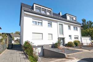 Schicke Dachgeschosswohnung mit Einbauküche in gepflegtem Wohnhaus! – Die vollständige Adresse der Immobilie erhältst du vom Anbieter., 51145 Urbach, Köln – Vorschaubild 2