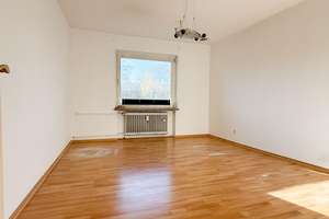 Helle 3-Zimmer-Wohnung mit Balkon und einladender Mansarde in begehrter Citylage – Die vollständige Adresse der Immobilie erhältst du vom Anbieter., 30165 Vahrenwald, Hannover – Vorschaubild 4