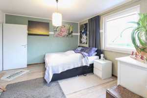 Familientraum: 5-Zimmer EFH mit riesigem Garten und Erdwärmepumpe (Energieklasse B) – Märkisch-Oderland (Kreis) – Vorschaubild 14