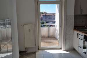 Helle, gut geschnittene 3 Zi.-Whg , 80 m², Einbauküche, 2 Balkone – Hasseldiecksdammerweg 7, 24114 Südfriedhof, Kiel – Vorschaubild 10