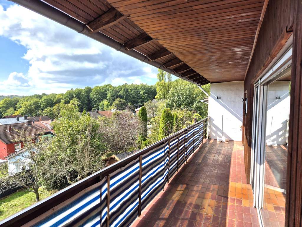 Immobilie in Bexbach - Freistehendes Haus mit ELW in ruhiger Lage von Frankenholz - Bild 4