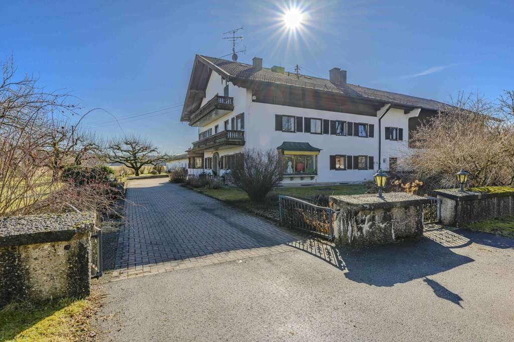 Immobilie in Valley - Einzigartiger Landsitz mit zahlreichen Entwicklungs- und Neubaumöglichkeiten - Bild 1