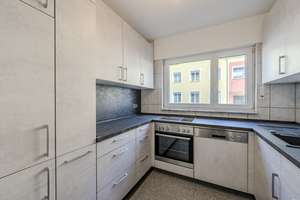 Mehrfamilienhaus mit Potenzial – ideal für Anleger & Eigennutzer – Die vollständige Adresse der Immobilie erhältst du vom Anbieter., 70376 Münster, Stuttgart – Vorschaubild 4
