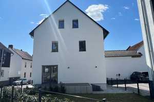 Provisionsfrei! Neuwertiges EFH zum sofortigen Erstbezug in Lahnau-Atzbach – Lahn-Dill-Kreis – Vorschaubild 2
