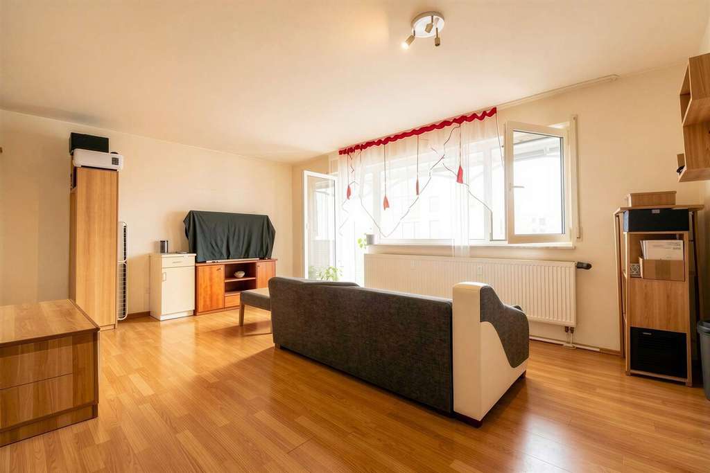 Immobilie in Graben-Neudorf - 1-Zimmer-Kapitalanlage Etagenwohnung | Aufzug, Balkon & Duplex-Stellplatz + Mietsteigerungspotential - Bild 2