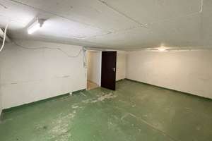 5-ZIMMER-REIHENMITTELHAUS MIT GARAGE UND KLEINEM GARTEN IN RUHIGER LAGE VON ALTDORF – Die vollständige Adresse der Immobilie erhältst du vom Anbieter., 90518 Altdorf bei Nürnberg – Vorschaubild 32