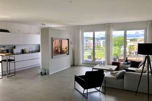 EXKLUSIVE 3-ZIMMER-MAISONETTE | 130 m² | 2 GROSSE BALKONE | DESIGNKÜCHE | KELLER | ZENTRAL & RUHIG – Marlene-Dietrich-Straße 3a, 85053 Südost, Ingolstadt – Vorschaubild 2
