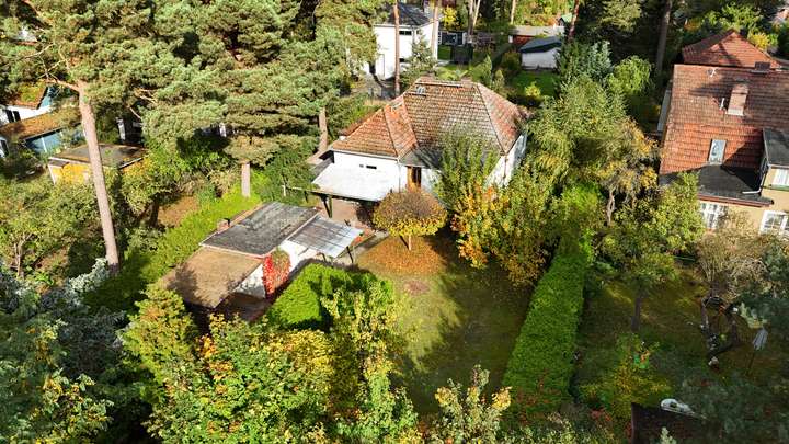 Vogelperspektive mit Garten