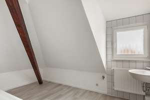 2-Zimmer-Dachgeschosswohnung im östlichen Ringgebiet – Heinrich-Heine-Straße 10, 38102 Östliches Ringgebiet, Braunschweig – Vorschaubild 4