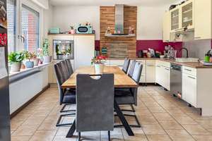 Stilvolles Zuhause mit viel Raum und Gartenidylle! – Die vollständige Adresse der Immobilie erhältst du vom Anbieter., 32457 Porta Westfalica – Vorschaubild 5