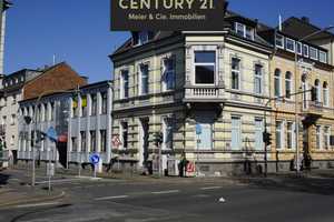 Kapitalanlage – Attraktives Wohn- und Bürohaus mit 8 Stellplätzen in Düren-City – Düren (Kreis) – Vorschaubild 1