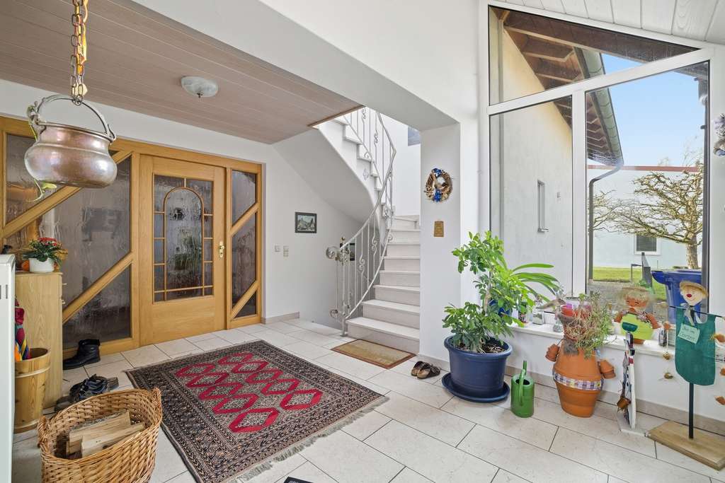 Immobilie in Asselfingen - Attraktive Dachgeschosswohnungen im Zweifamilienhaus in ruhiger Lage - Bild 2