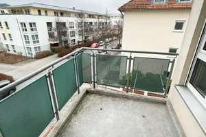 Möblierte 1 Zimmerwohnung in Dresden-Reick – Die vollständige Adresse der Immobilie erhältst du vom Anbieter., 1237 Reick, Dresden – Vorschaubild 2