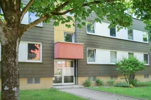 Kapitalanlage in gepflegter Wohnanlage – vermietete 3-Zimmer-Wohnung mit Südbalkon – Die vollständige Adresse der Immobilie erhältst du vom Anbieter., 24146 Elmschenhagen, Kiel – Vorschaubild 1