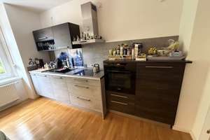 Großzügige 2-Zimmer-Wohnung mit Süd-Balkon in der Augsburger Innenstadt – Henisiusstraße 8, 86152 Jakobervorstadt-Nord, Augsburg – Vorschaubild 6