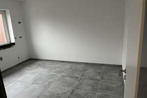 Einfamilienhaus in Schwege 125qm Wohnfläche + Garage + 60 qm Keller // Erstbezug nach Renovierung  – An der Dümme 11, 49219 Glandorf – Vorschaubild 2