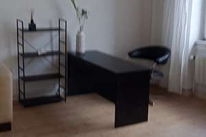 Vollmöbliert Wohnen mit Charakter: 2-Zimmer-Wohnung in Frankfurt Nordend-Ost – 60316 Nordend-Ost, Frankfurt am Main – Vorschaubild 2