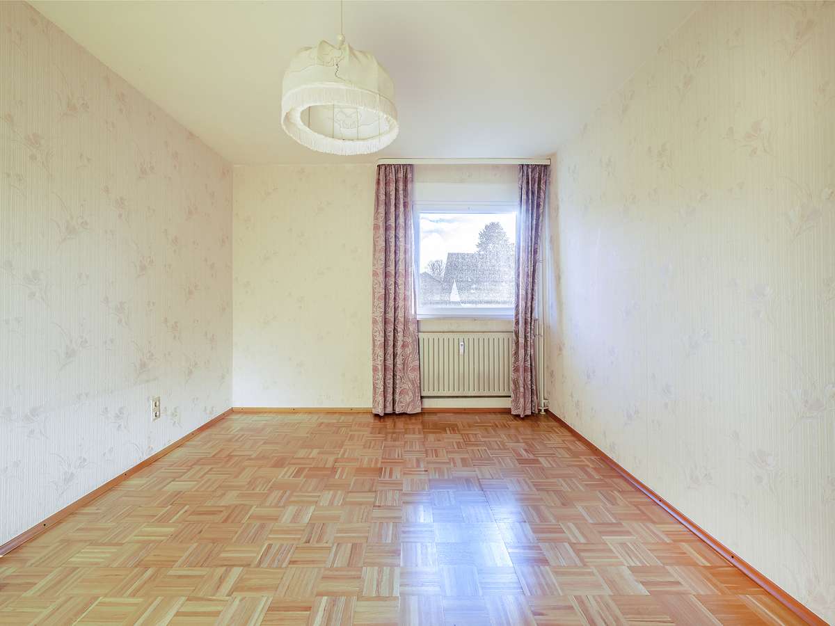 Immobilie in Malsch - Ein Zuhause mit Zukunft: Großzügiges Zweifamilienhaus mit Charme, Scheune und viel Raum zum Leben - Bild 4