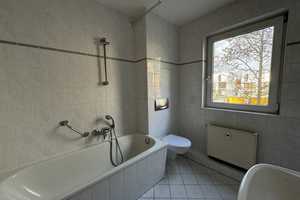 Gemütliche 3-Raum-Wohnung mit Aufzug und Balkon - Stellplatz möglich! – Sankt-Michael-Straße 11/11a, 39112 Magdeburg – Vorschaubild 4
