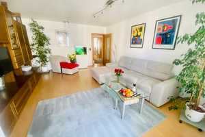 3-Zimmer-Wohnung mit Balkon u. EBK  – Karlsruhe – Vorschaubild 1