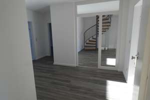 Renovierte ruhige 4-Zi. Maisonette-Whg. mit Südbalkon & Domblick mitten in Dellbrück – Kemperbachstraße 51, 51069 Dellbrück, Köln – Vorschaubild 10