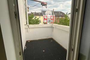 Stilvolle Maisonette-Wohnung mit Balkon und drei Terrassen in Bonn – Gartenstraße 1, 53229 Vilich, Bonn – Vorschaubild 9