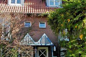Stadthaus mit idyllischem Garten in bester Lage von Düsseldorf-Oberkassel – Oberkasseler Str. 36h, 40545 Oberkassel, Düsseldorf – Vorschaubild 3
