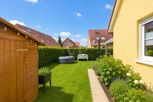 Gepflegte Doppelhaushälfte mit geschützter Terrasse für lange Abende – Die vollständige Adresse der Immobilie erhältst du vom Anbieter., 12623 Mahlsdorf, Berlin – Vorschaubild 24