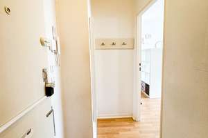 Sonniges Studio Nähe Kudamm mit Balkon – Landhausstraße 4, 10717 Wilmersdorf, Berlin – Vorschaubild 7