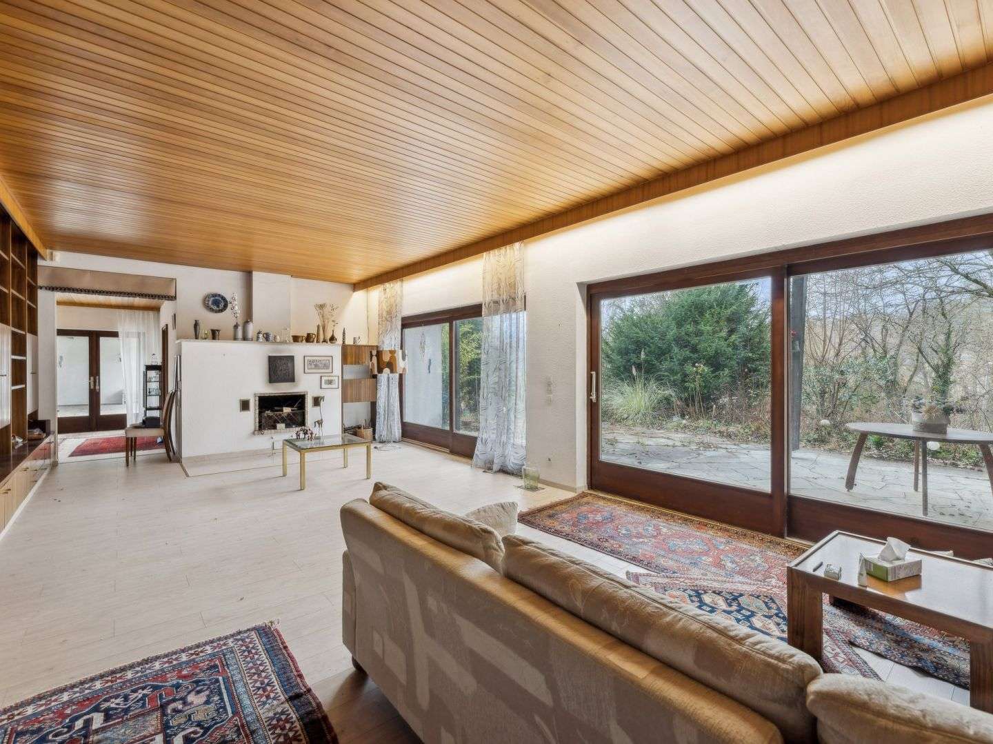 Immobilie in Altdorf bei Nürnberg - Bungalow mit vielen Highlights inkl. Doppelgarage, Pool und großem Garten in Altdorf/Hagenhausen - Bild 5