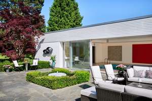 Exklusives Villenanwesen mit Poolhaus – Die vollständige Adresse der Immobilie erhältst du vom Anbieter., 61352 Bad Homburg vor der Höhe – Vorschaubild 2