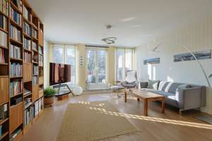 Property thumbnail 1