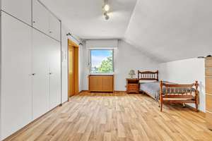Privates Refugium mit Einliegerwohnung, Schwimmhalle & Sauna – Die vollständige Adresse der Immobilie erhältst du vom Anbieter., 76228 Grünwettersbach, Karlsruhe – Vorschaubild 29