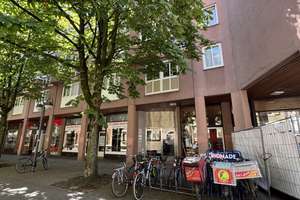 Hübsche vermietete Wohnung mitten in der Innenstadt. – Zähringerstr. 47-49, 76133 Innenstadt-Ost, Karlsruhe – Vorschaubild 2