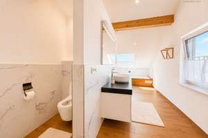 Großzügige 4-Zimmer-Maisonettewohnung mit Garten in begehrter Lage von Ingolstadt – Die vollständige Adresse der Immobilie erhältst du vom Anbieter., 85055 Mailing, Ingolstadt – Vorschaubild 6