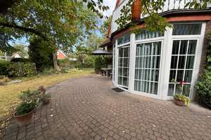 == Stadtnah Wohnen in ruhiger Sackgasse - Idyllisches EFH in Ehrentrup == – Die vollständige Adresse der Immobilie erhältst du vom Anbieter., 32791 Lage – Vorschaubild 9