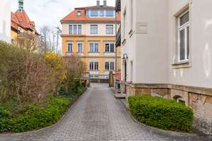 Stilvolle Eigentumswohnung in begehrter Wohnlage – Die vollständige Adresse der Immobilie erhältst du vom Anbieter., 1099 Radeberger Vorstadt, Dresden – Vorschaubild 3