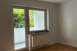 Renoviertes 1-Zimmer-Apartment mit Balkon – Düsselstr. 56, 40219 Unterbilk, Düsseldorf – Vorschaubild 2