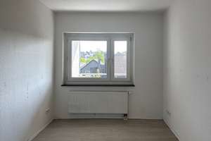 Viel Platz für Ihre Familie in bester Lage! – Kremenholler Straße 84, 42857 Kremenholl, Remscheid – Vorschaubild 8