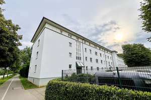 ***Günstig ins Eigentum - sofort verfügbare Wohnung zur Neugestaltung!***