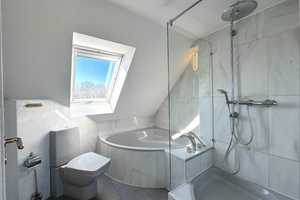 Property thumbnail 11