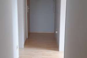 Gemütliche DG-Wohnung mit Balkon und tollem Blick – Die vollständige Adresse der Immobilie erhältst du vom Anbieter., 74076 Heilbronn, Heilbronn – Vorschaubild 3