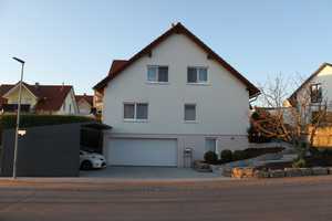 Gepflegtes Einfamilienhaus mit ELW, Doppelgarage, Garten, Doppelcarport - In ruhiger Wohnlage – Thomas-Bayer-Straße 1, 74635 Hohenlohekreis – Vorschaubild 2