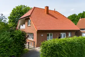 EINZIEHEN UND WOHLFÜHLEN. FAMILIENTRAUM MIT SONNIGEM GARTEN UND HOHER PRIVATSPHÄRE. – Ammerland (Kreis) – Vorschaubild 29