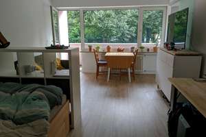 Schöne, helle 1-Zimmer Wohnung am grünen Christoph-von-Gluck Platz – Christoph-von-Gluck-Platz 20, 80807 Milbertshofen, München – Vorschaubild 1