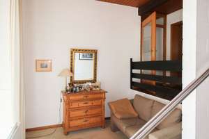 4 Zimmer Architektenhaus mit Kamin, Garten, Terrasse, Pkw-Stellplatz in Hondelage, Sackgassenlage – Die vollständige Adresse der Immobilie erhältst du vom Anbieter., 38108 Hondelage, Braunschweig – Vorschaubild 11