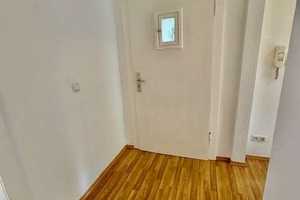 Gepflegte 4 - Zimmerwohnung mit 2 x Balkon in der Mitte Wiesbadens! – Bülowstrasse 7, 65195 Wiesbaden – Vorschaubild 17