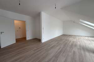 MG-Eicken: Erstbezug: Dachgeschoss! Ruhige Sonnendurchflutete 3-Zimmer-Wohnung! Nähe Gericht! – Gneisenaustr. 14, 41061 Eicken, Mönchengladbach – Vorschaubild 11