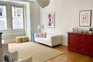 Charmante 4-Zimmer-Altbauwohnung in Stuttgart-West – Die vollständige Adresse der Immobilie erhältst du vom Anbieter., 70197 Vogelsang, Stuttgart – Vorschaubild 2