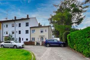 Saniertes Reihenendhaus in FFB, Ausbaupotenzial, keine Käuferprovision, ruhige Lage und gute Miete – Die vollständige Adresse der Immobilie erhältst du vom Anbieter., 82256 Fürstenfeldbruck – Vorschaubild 2